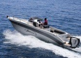 Saver 750 WA bei Schuetze-Boote Berlin: sportliche WalkAround- und Kajütboot-Modelle von SAVER-Boats aus Italien